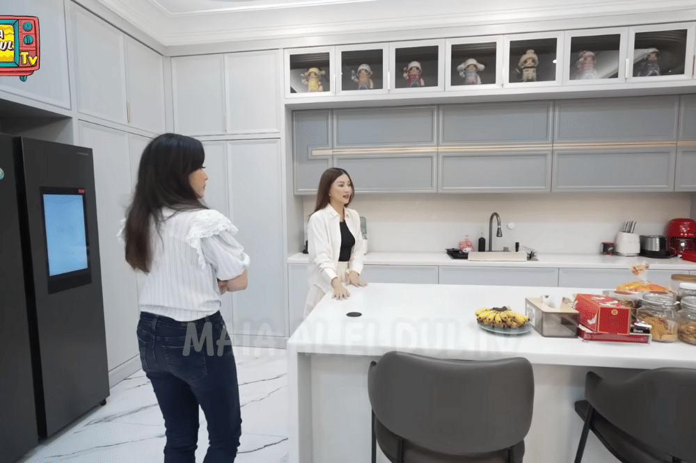 Foto Dapur di Rumah Sarwendah