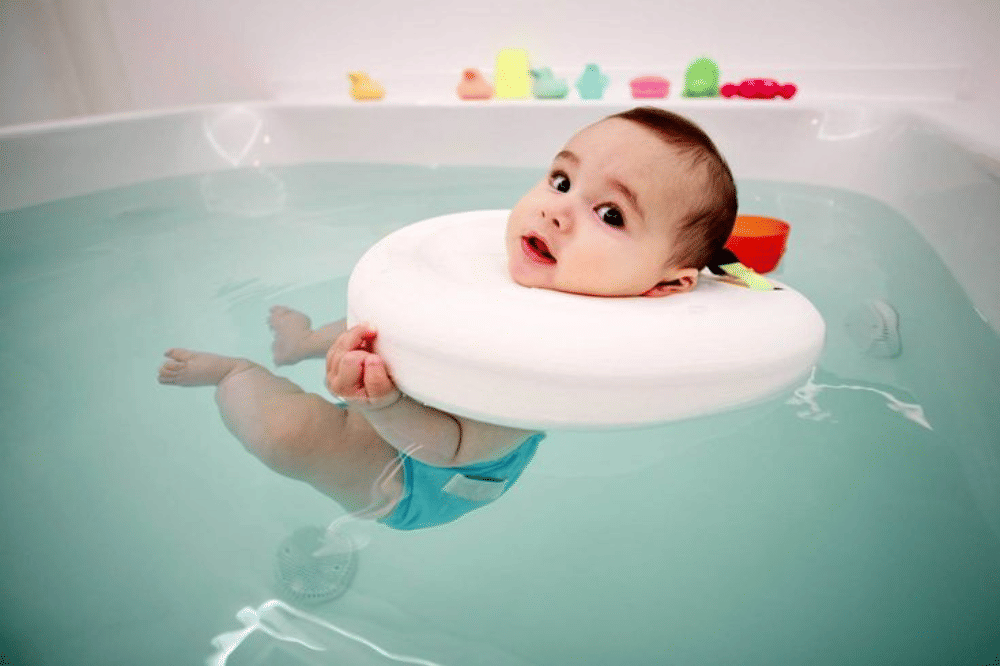 Bahaya Berenang di Baby Spa Menurut Dokter Anak 1.png