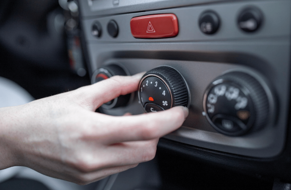 Benarkah AC Mobil Bikin Boros BBM? Ini Faktanya