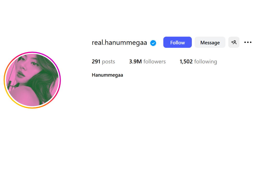 10 Artis yang Pakai Foto Profil Tone Hijau dan Pink 8 (2).png