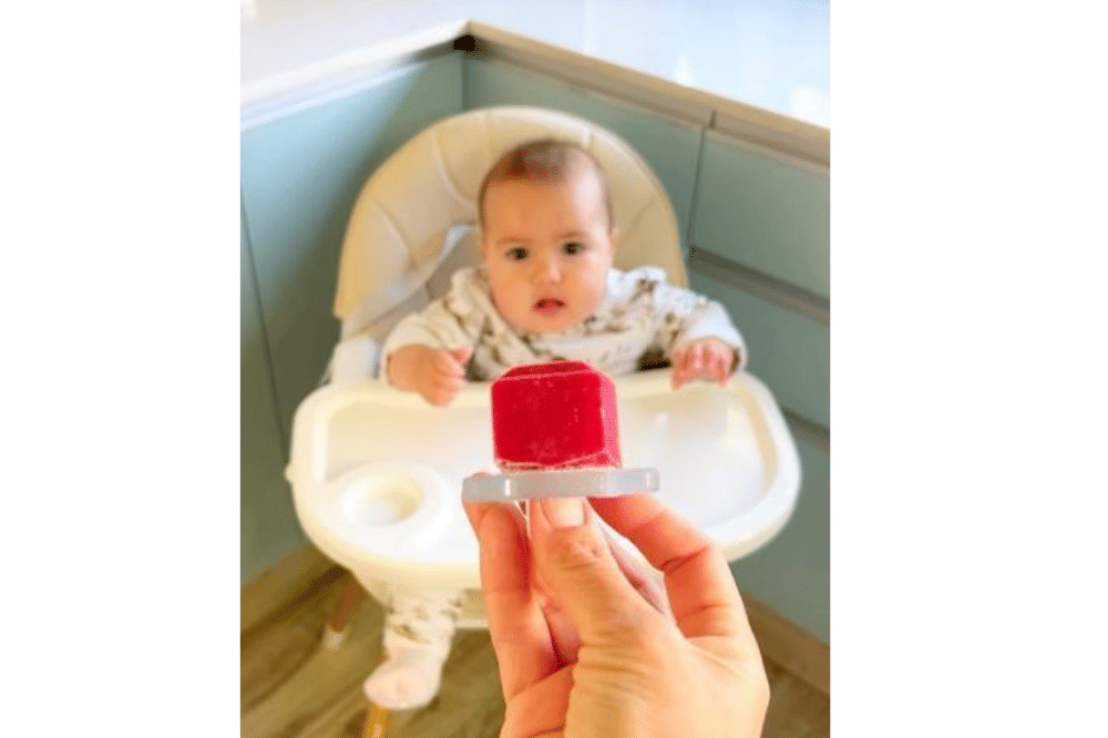 Bayi dan Ice cram .png