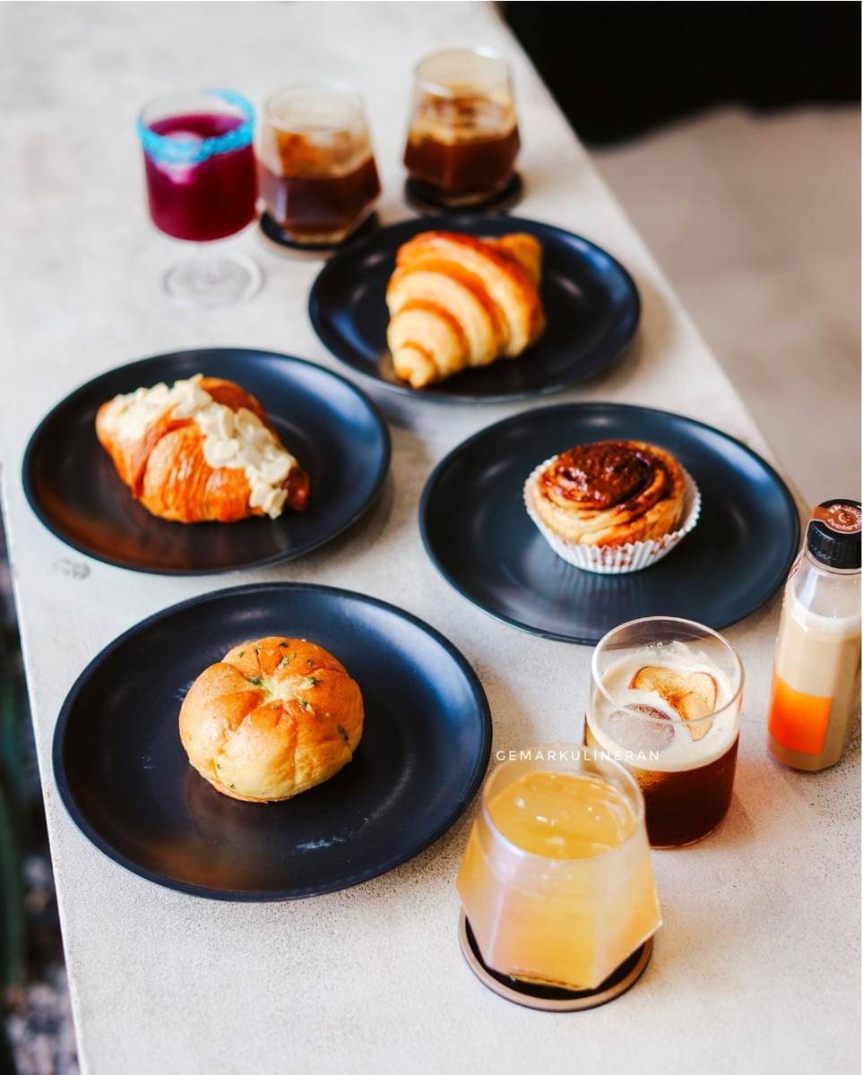 5 Cafe 24 Jam Solo, Nongkrong Asik Tanpa Batas Waktu