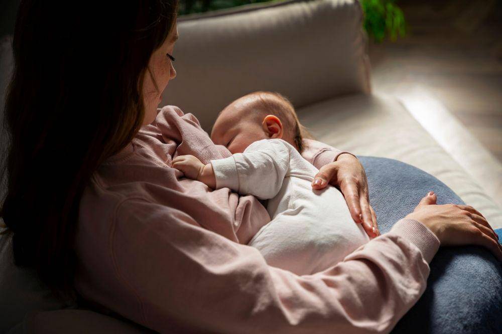 Cara Mengeringkan Pasokan ASI Menurut Pakar Laktasi dan Dokter Anak