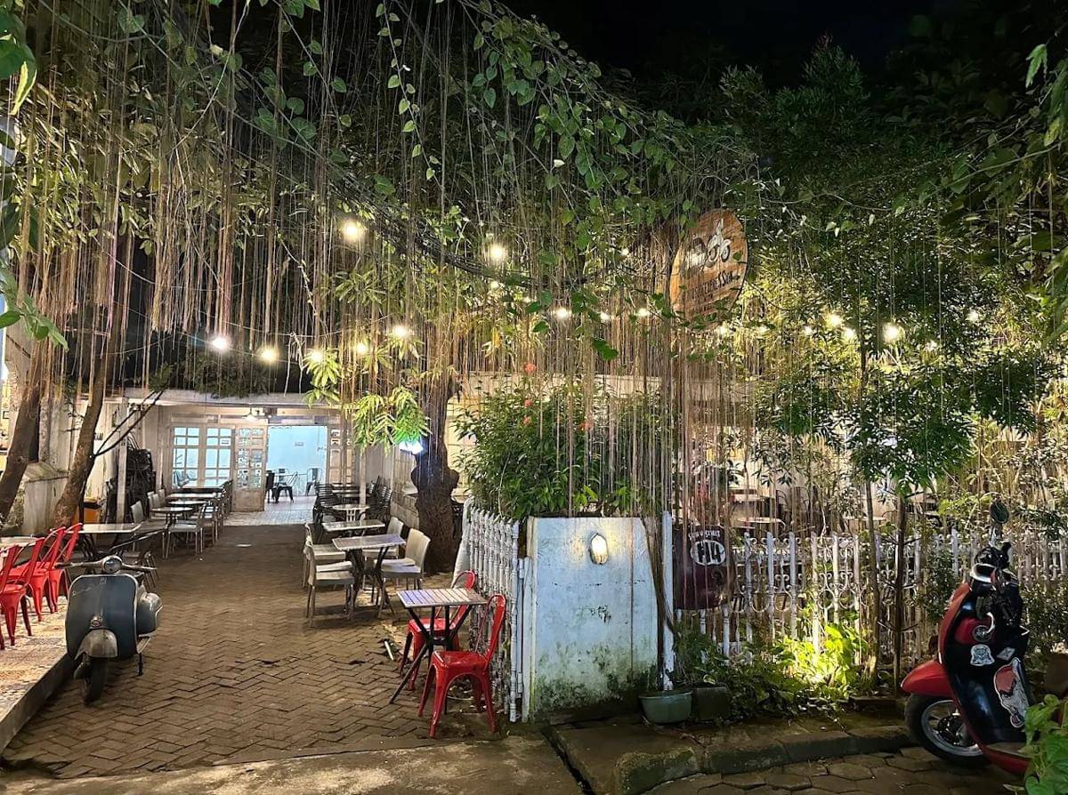 3 Cafe 24 Jam Makassar yang Bikin Nongkrong Makin Seru