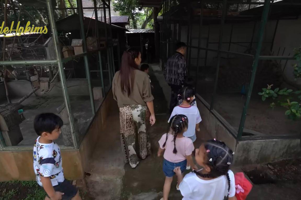 Fakta Mewahnya Rumah Monica Soraya 