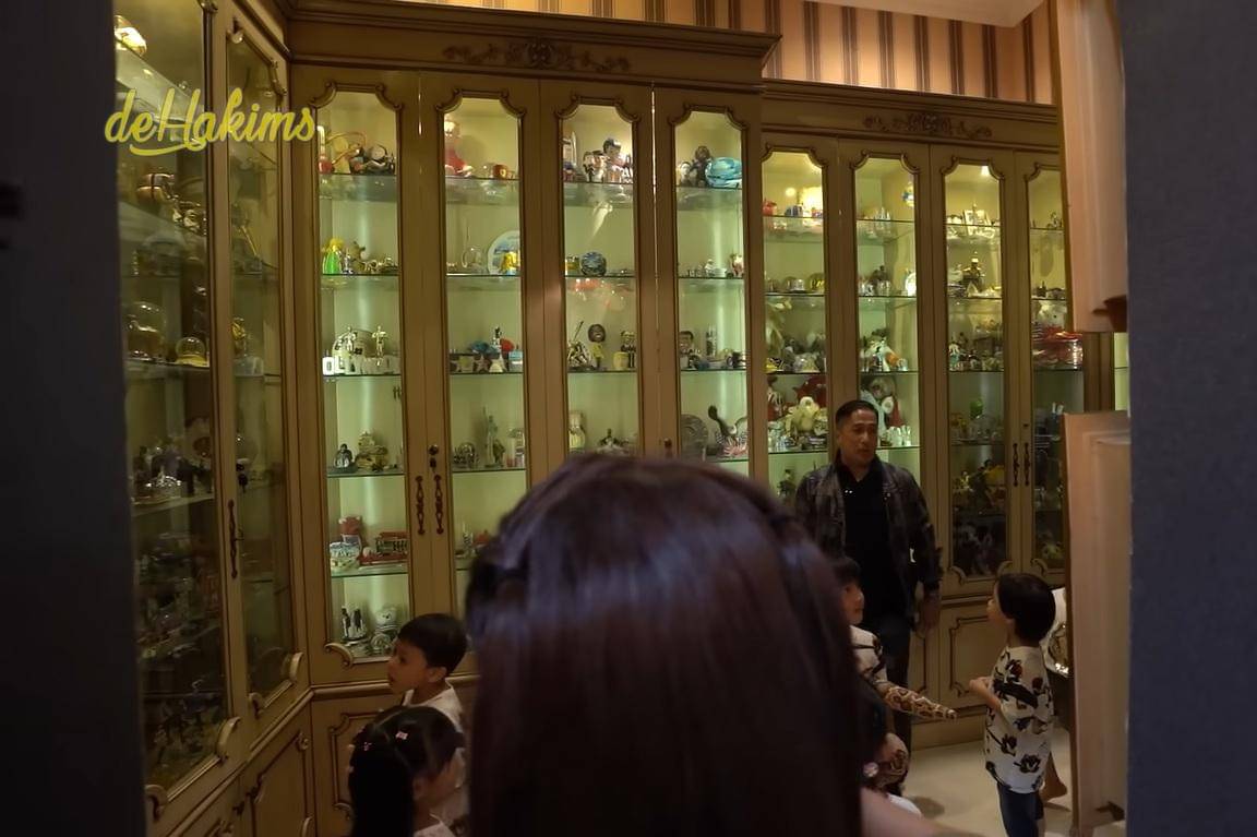 Fakta Mewahnya Rumah Monica Soraya 