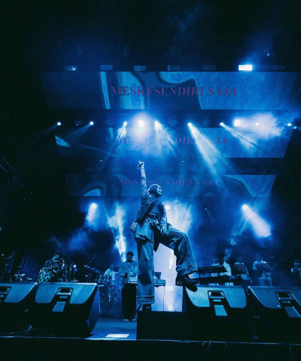 Gaya Salma Salsabil saat Tampil di Pestapora 2025 usai Vakum 5 Bulan 5.jpg