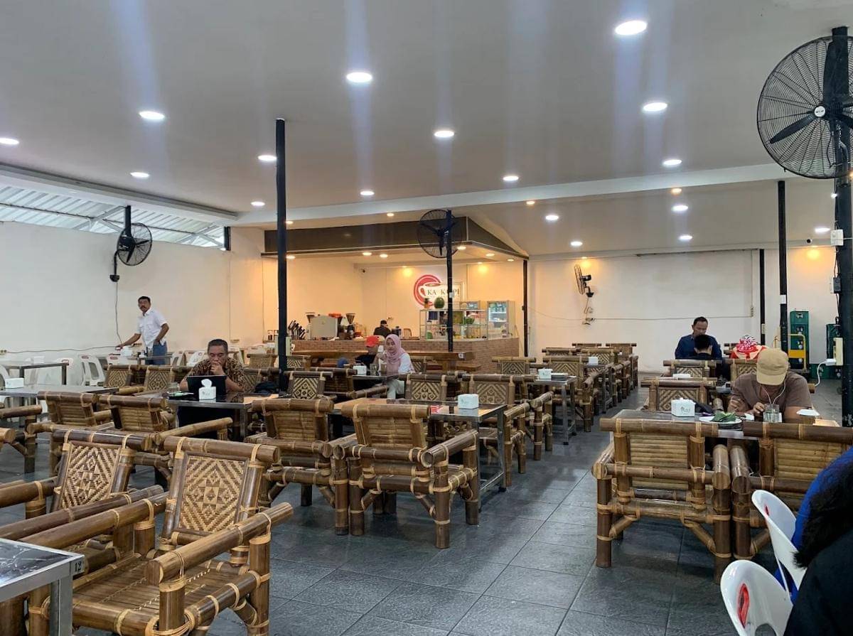 4 Cafe 24 Jam Medan, Cocok Buat Kerja, Nugas dan Begadang