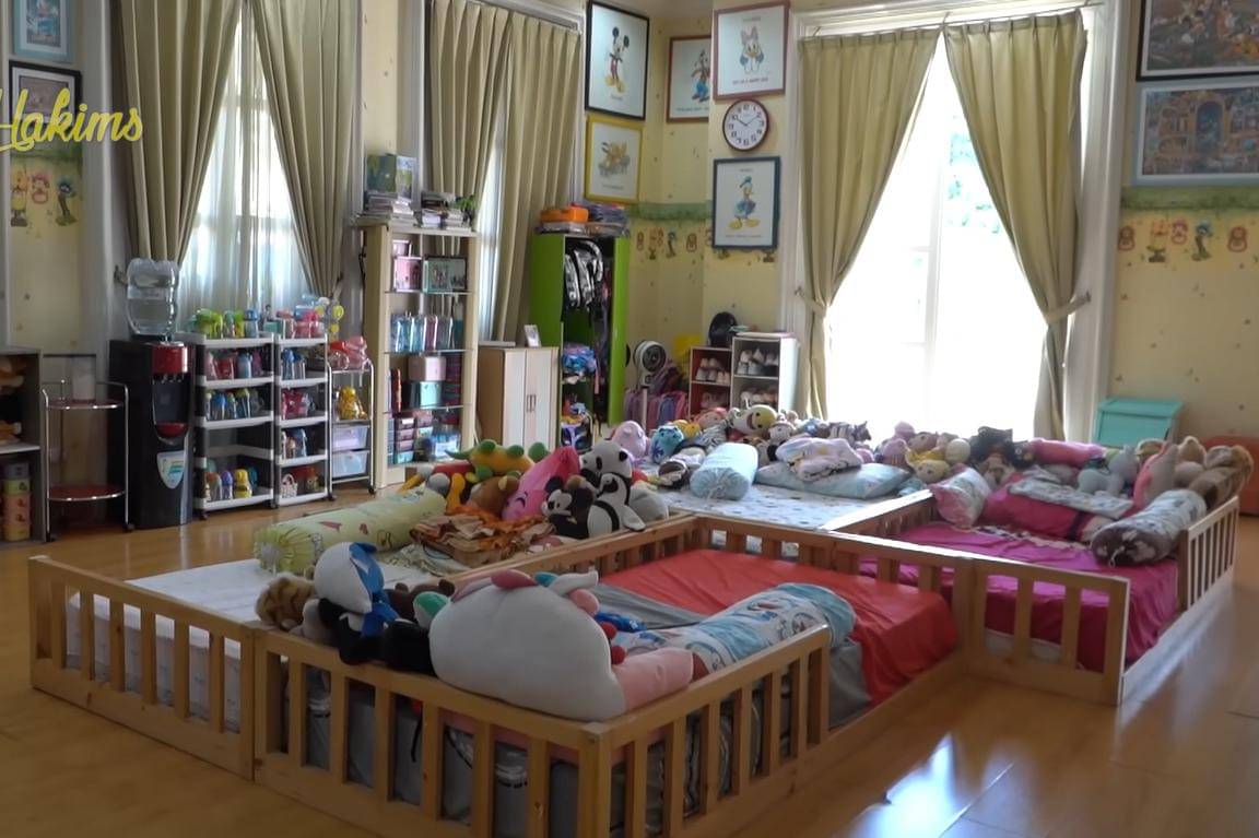 Fakta Mewahnya Rumah Monica Soraya 