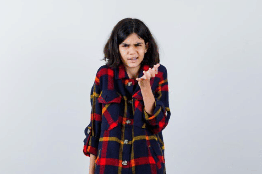 7 Jenis Teman yang Harus Diwaspadai Anak demi Kesehatan Mentalnya