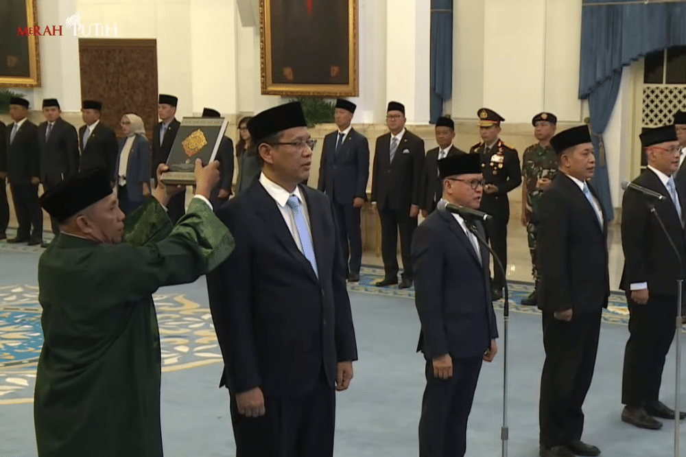 5 Daftar Menteri yang Kena Reshuffle, Ada Sri Mulyani hingga Budi Gunawan (2).png