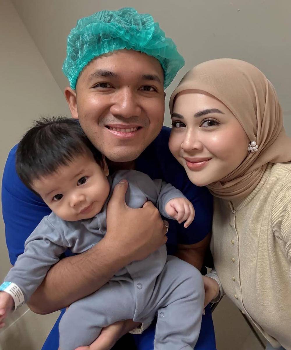 Danish Anak Ketiga Kesha Ratuliu Disunat di Usia 4 Bulan 1.jpg