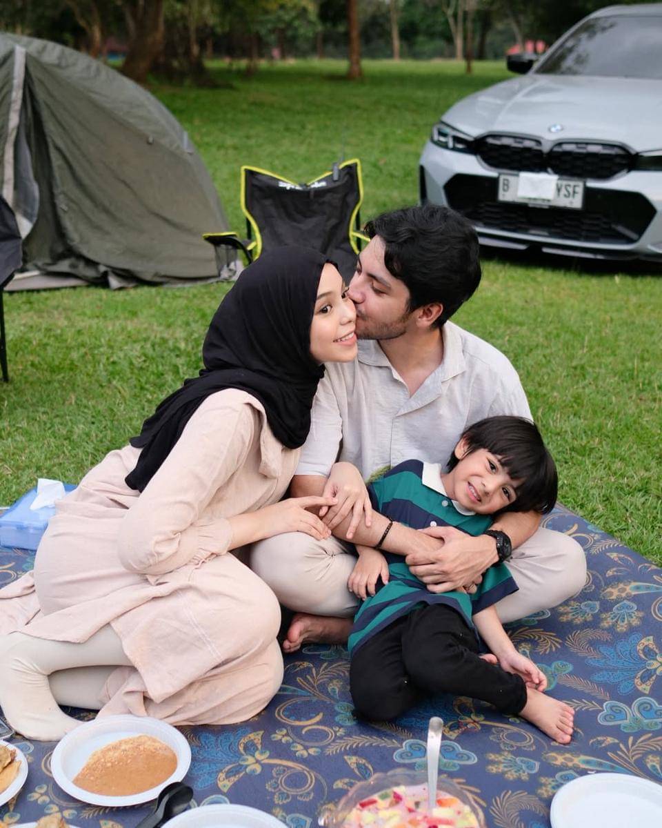 ucel soft spoken belajar dari papanya