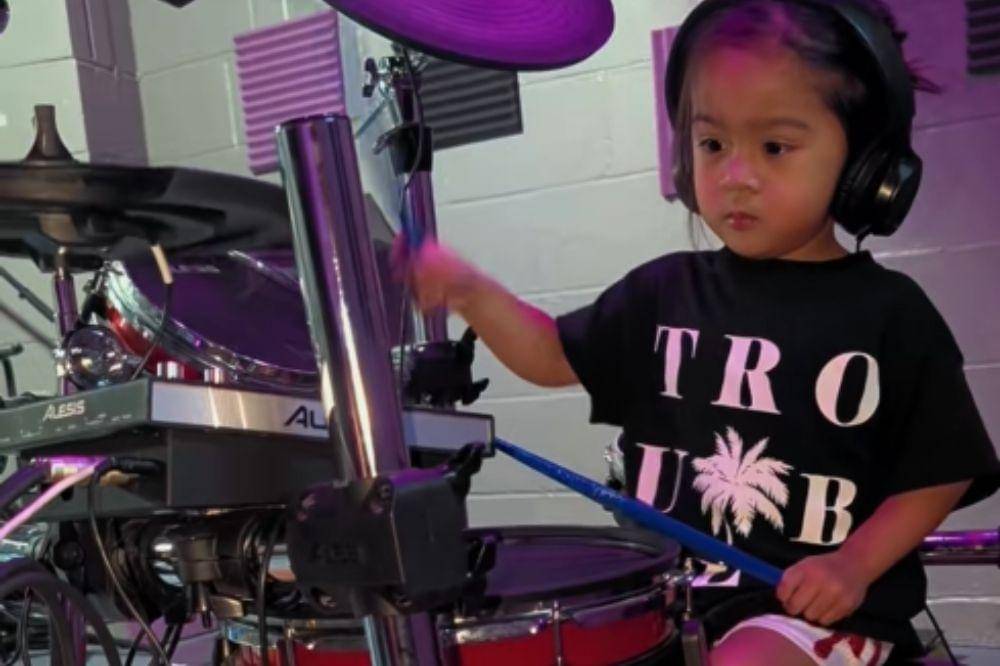 klay drummer cilik