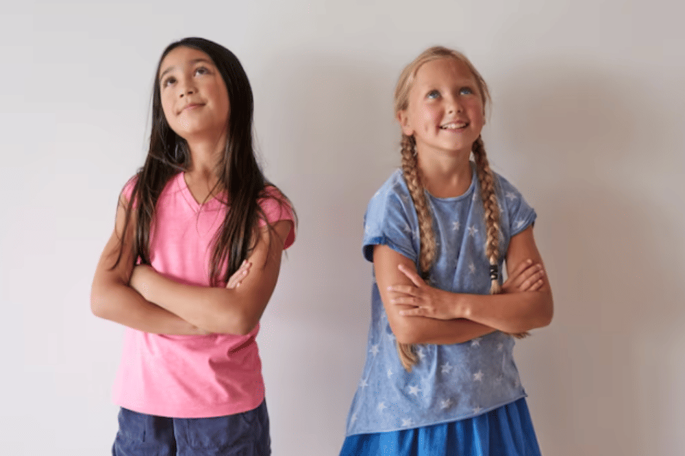 7 Jenis Teman yang Harus Diwaspadai Anak demi Kesehatan Mentalnya