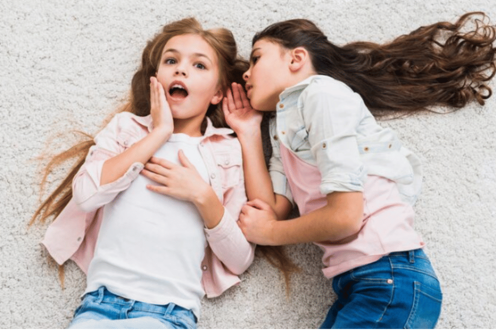 7 Jenis Teman yang Harus Diwaspadai Anak demi Kesehatan Mentalnya