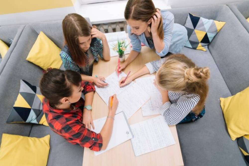 7 Website untuk Meningkatkan Kemampuan Bahasa Inggris Anak