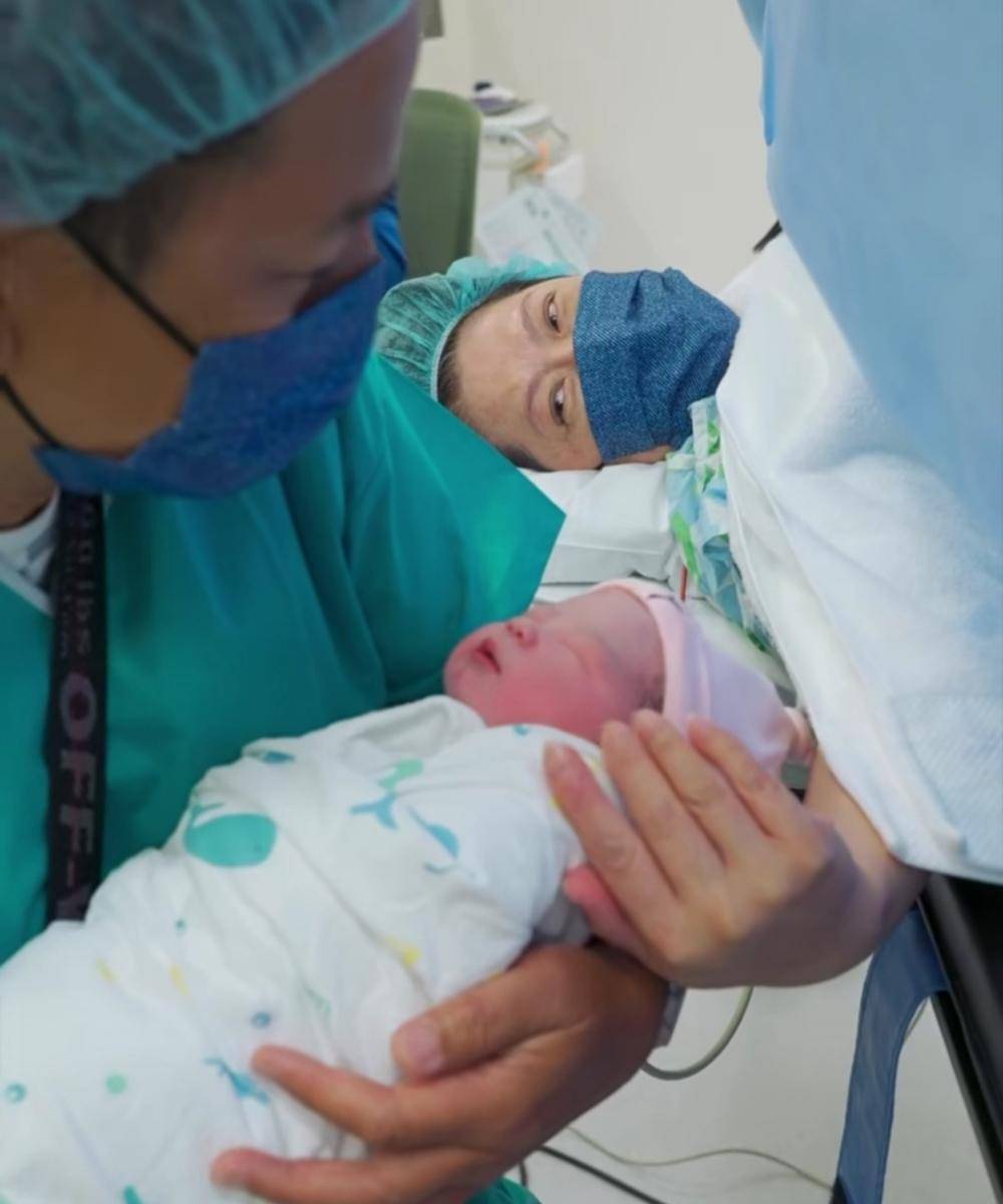 Perjuangan Ibu Melahirkan Anak Kedua di Usia 58 Tahun lewat IVF (2).jpg