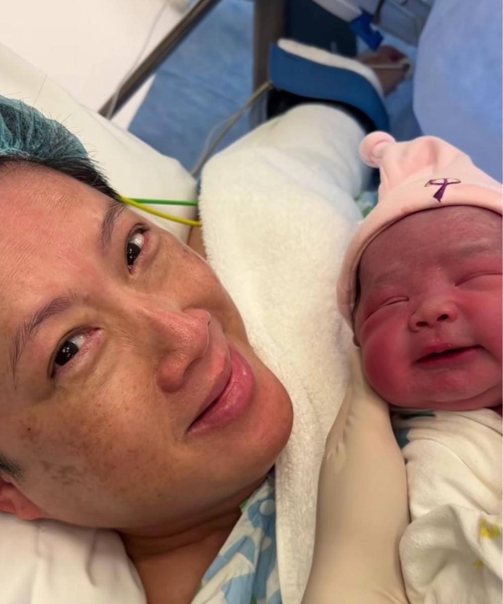 Perjuangan Ibu Melahirkan Anak Kedua di Usia 58 Tahun lewat IVF (1).jpg