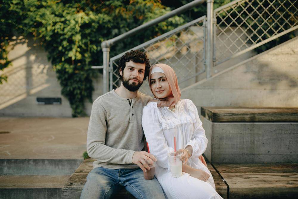 Hukum Suami Memakai Uang Istri dalam Islam