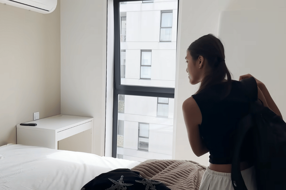 10 Foto Apartemen Anak Darius Sinathrya di Portugal 7.png