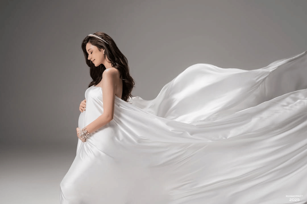 Foto Kehamilan Vika Kolesnaya Istri Billy Syahputra 2.png