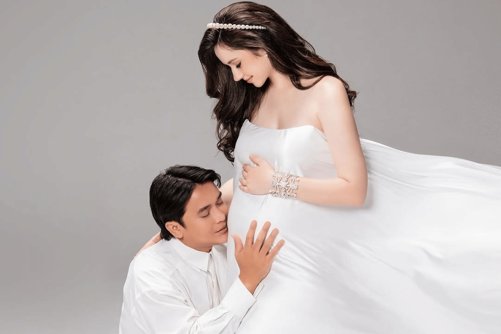 Foto Kehamilan Vika Kolesnaya Istri Billy Syahputra 6.png