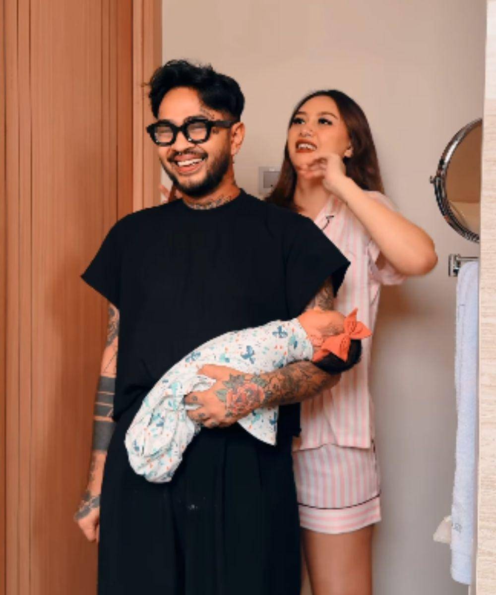 onad dan istri momong anak kedua