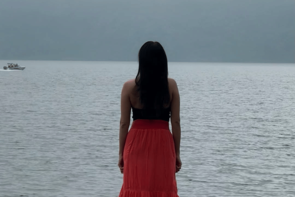 Makna Pohon Jacaranda di Rumah Dee Lestari dan Reza Gunawan 5.png