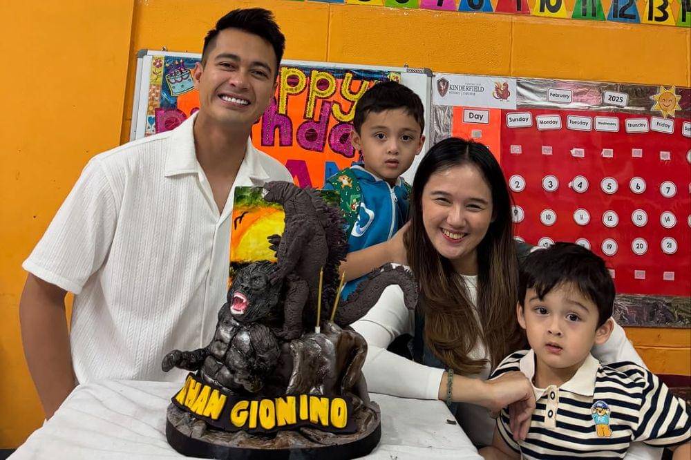 Momen Khan Gionino ulang tahun bersama orangtua dan adiknya