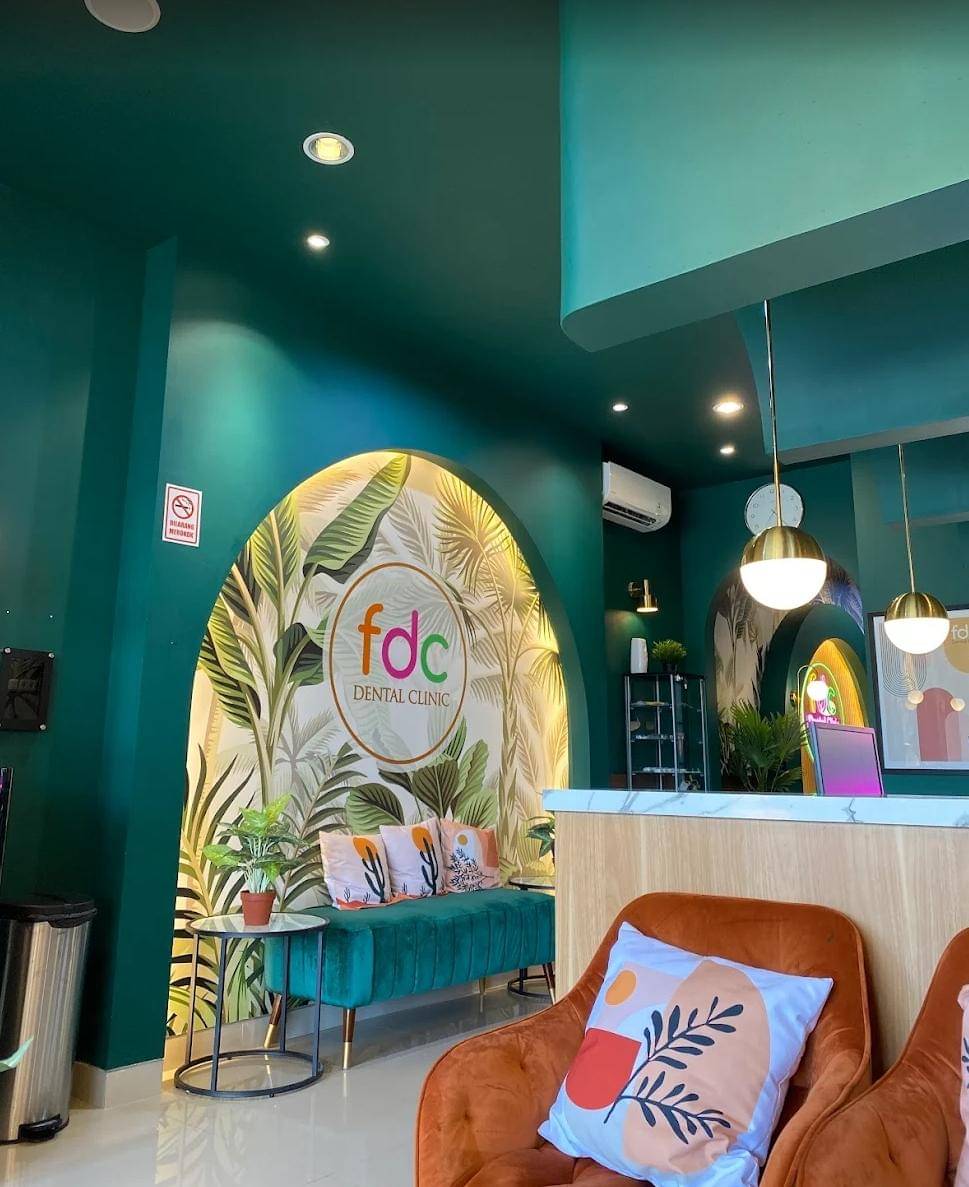 7 Dokter Gigi Semarang untuk Perawatan Gigi Terbaik dan Terpercaya