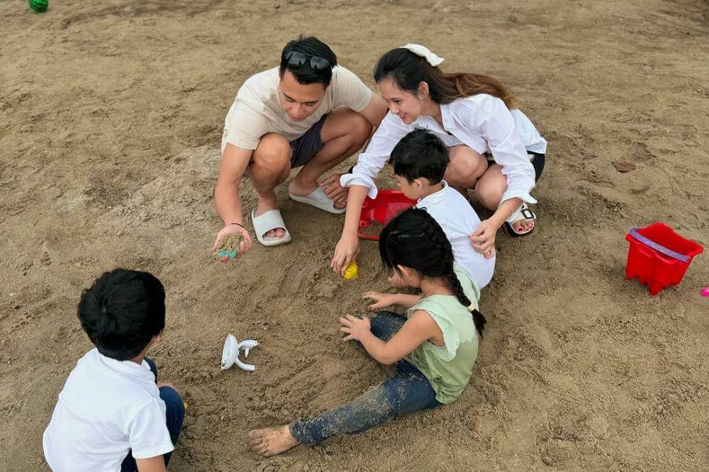 Momen liburan keluarga eza gionino