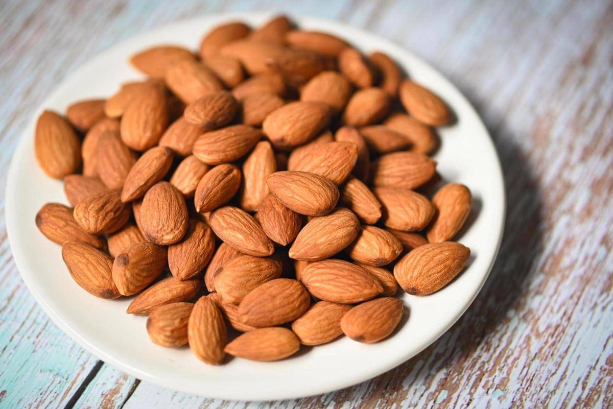 7 Rekomendasi Camilan untuk Penderita Asam Lambung