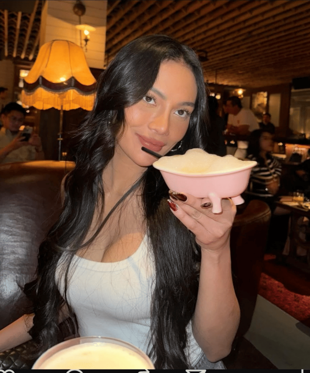 Alasan Erika Carlina Kembali Buka Media Sosial setelah Melahirkan.png