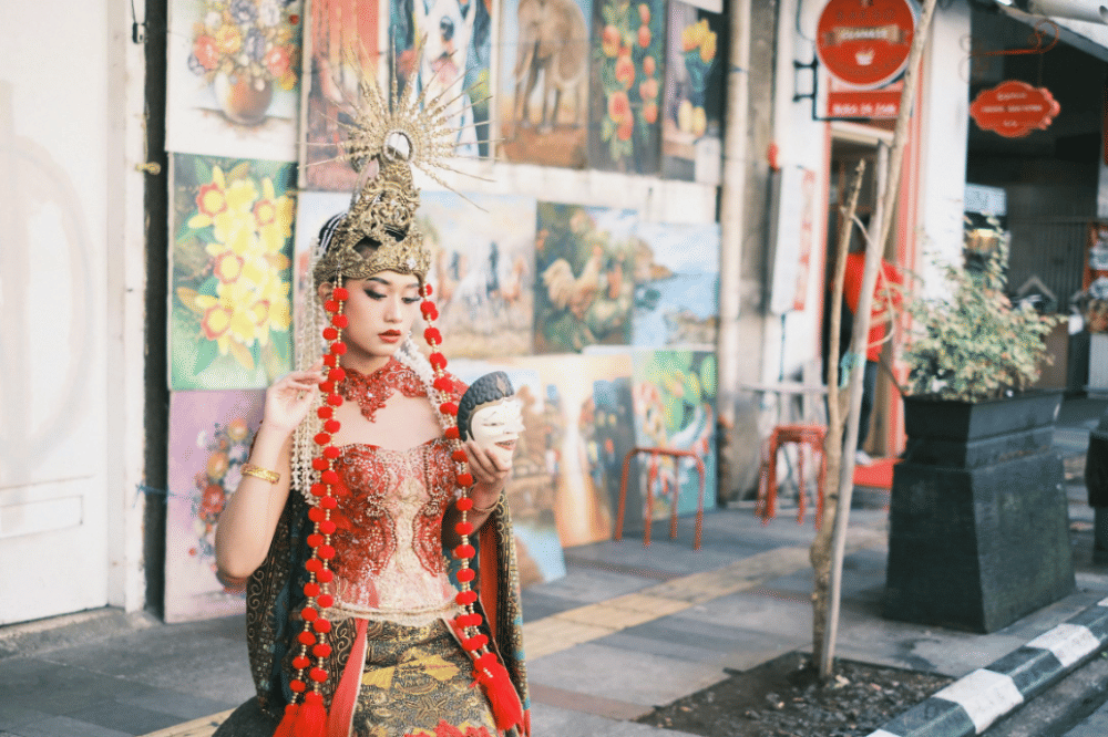 Pentingnya Menjaga dan Melestarikan Kebudayaan Lokal