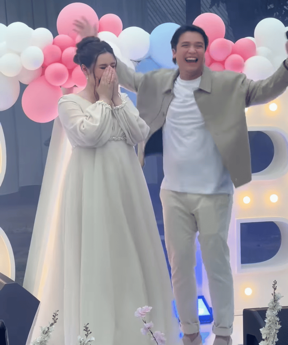 Foto Gender Reveal Anak Vika Kolesnaya dan Billy Syahputra