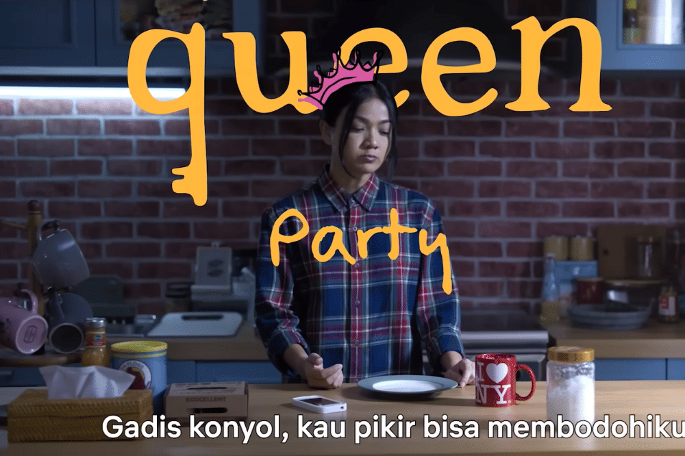 Nirina Zubir Ungkap Pengalaman Pertama Kiss Scene di Ratu Ratu Queens