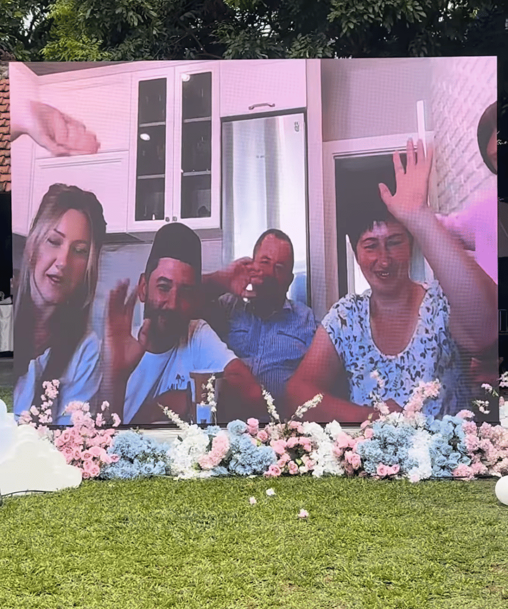 Foto Gender Reveal Anak Vika Kolesnaya dan Billy Syahputra