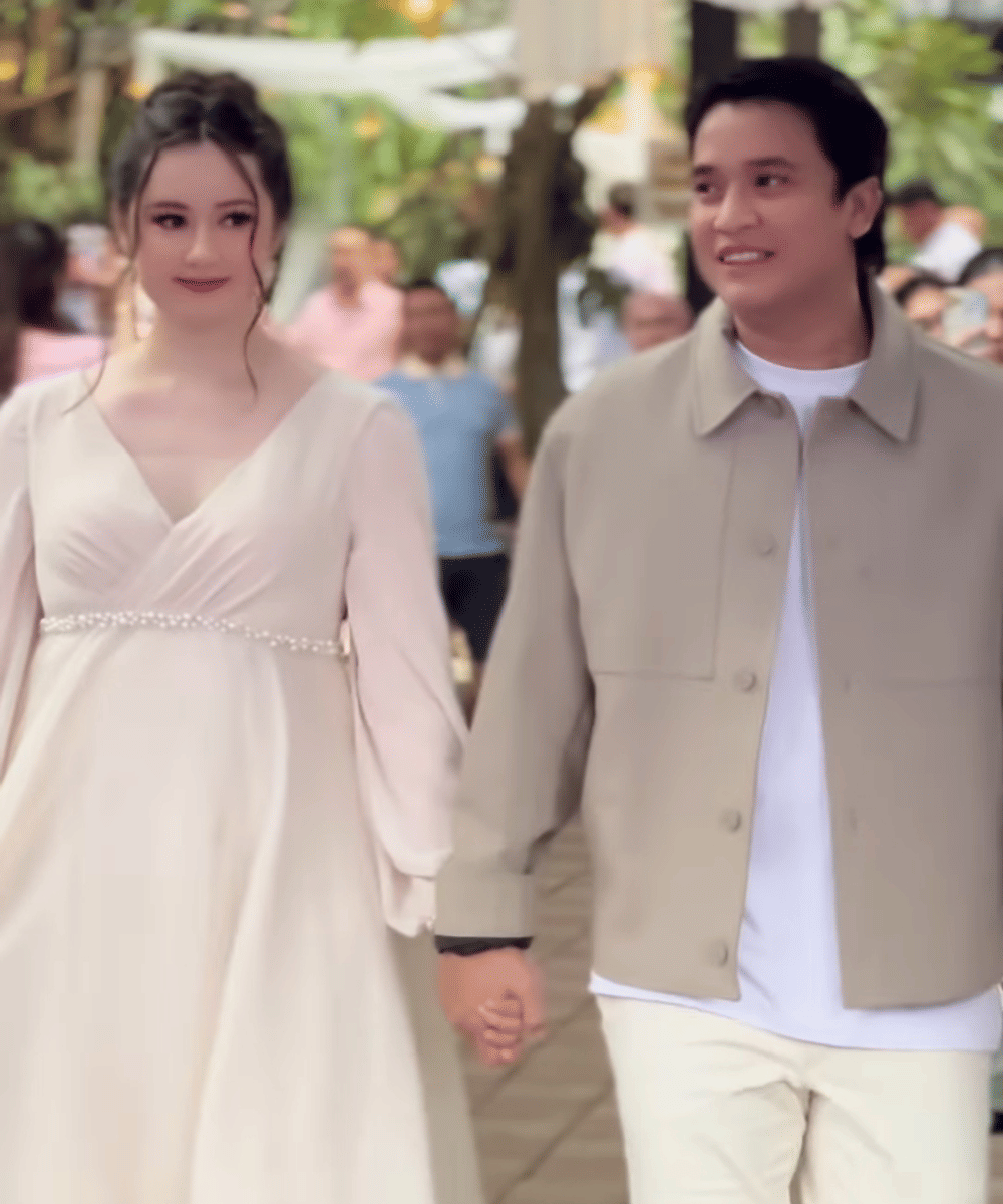 Foto Gender Reveal Anak Vika Kolesnaya dan Billy Syahputra