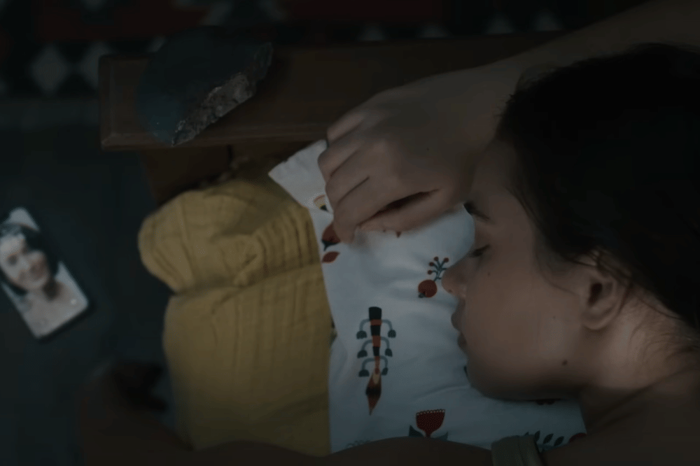 Fakta dan Sinopsis Film Dia Bukan Ibu