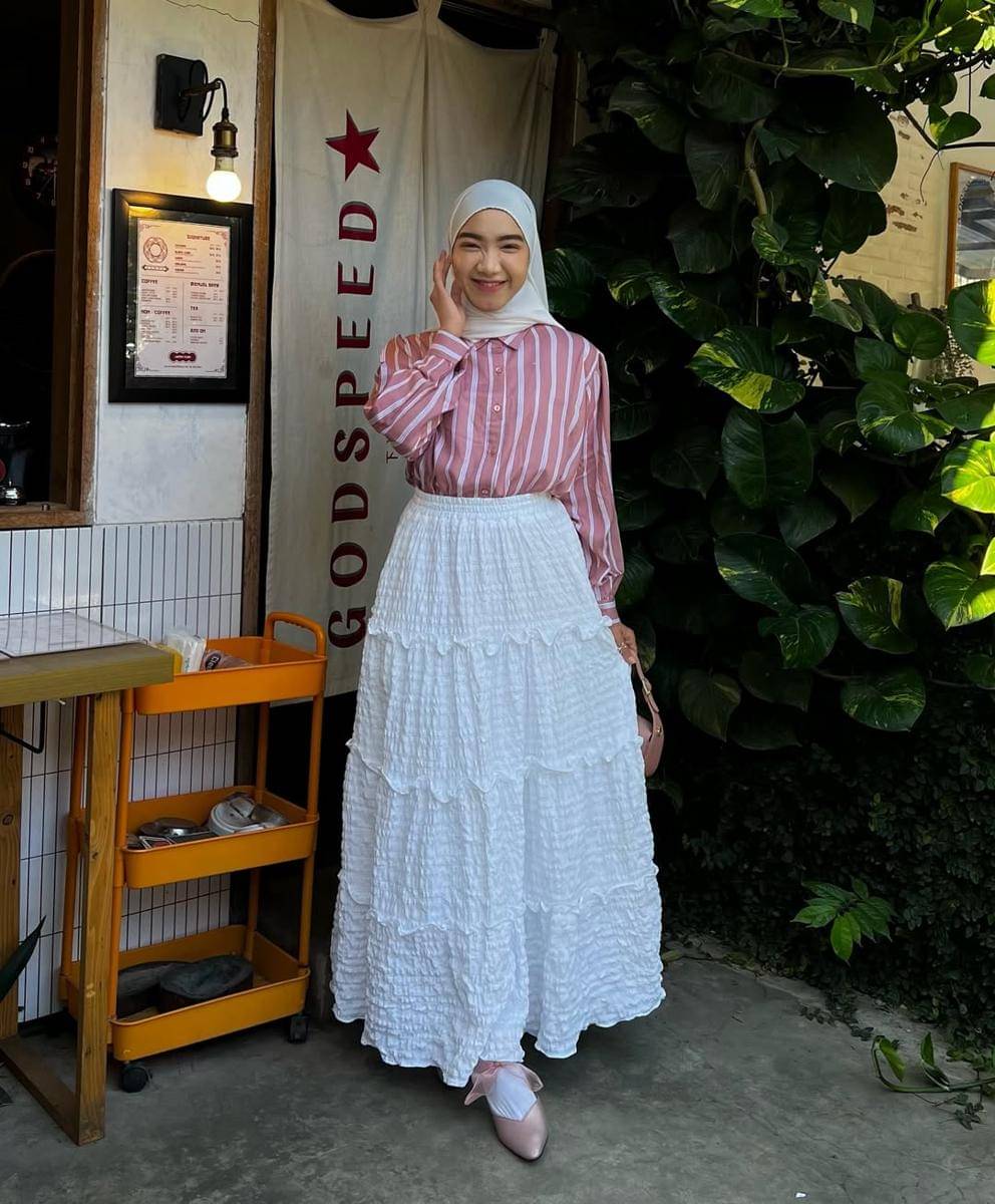 OOTD rok Rini Setiya