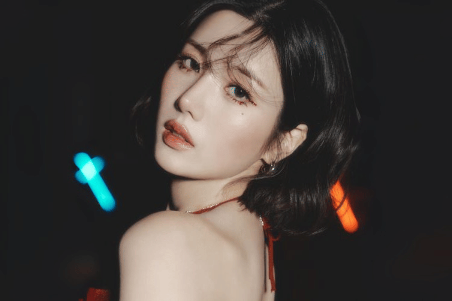 Kwon Eun Bi (instagram.com/silver_rain.__)