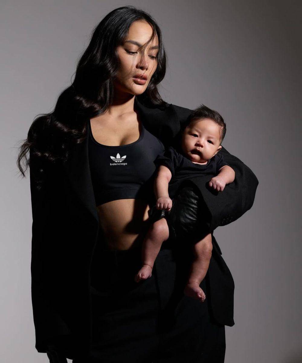 erika carlina pasca melahirkan