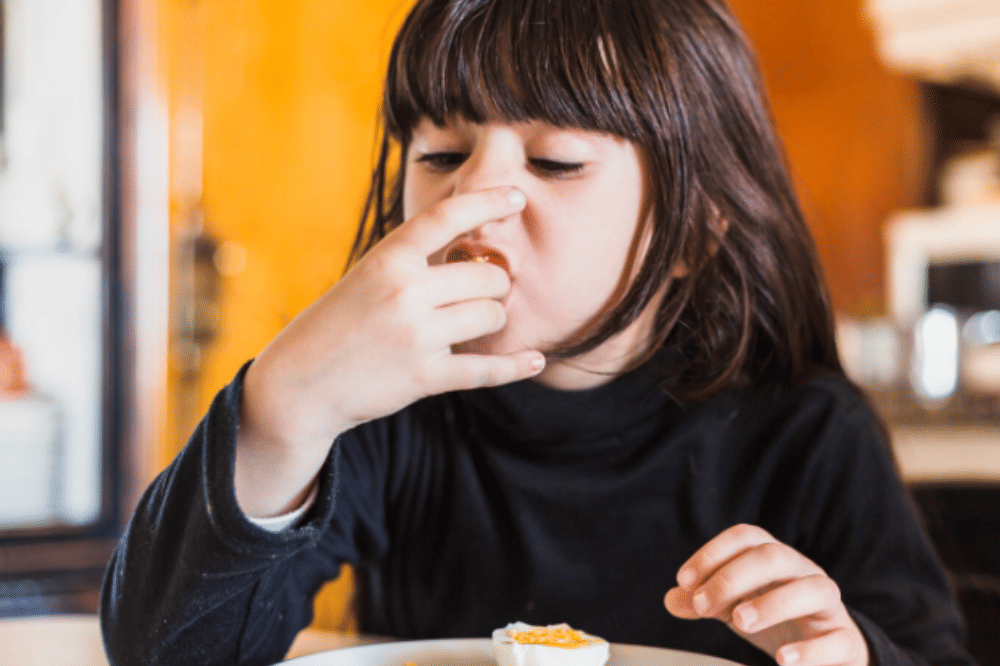 Begini Cara Membedakan Anak Picky Eater dengan Alergi Makanan