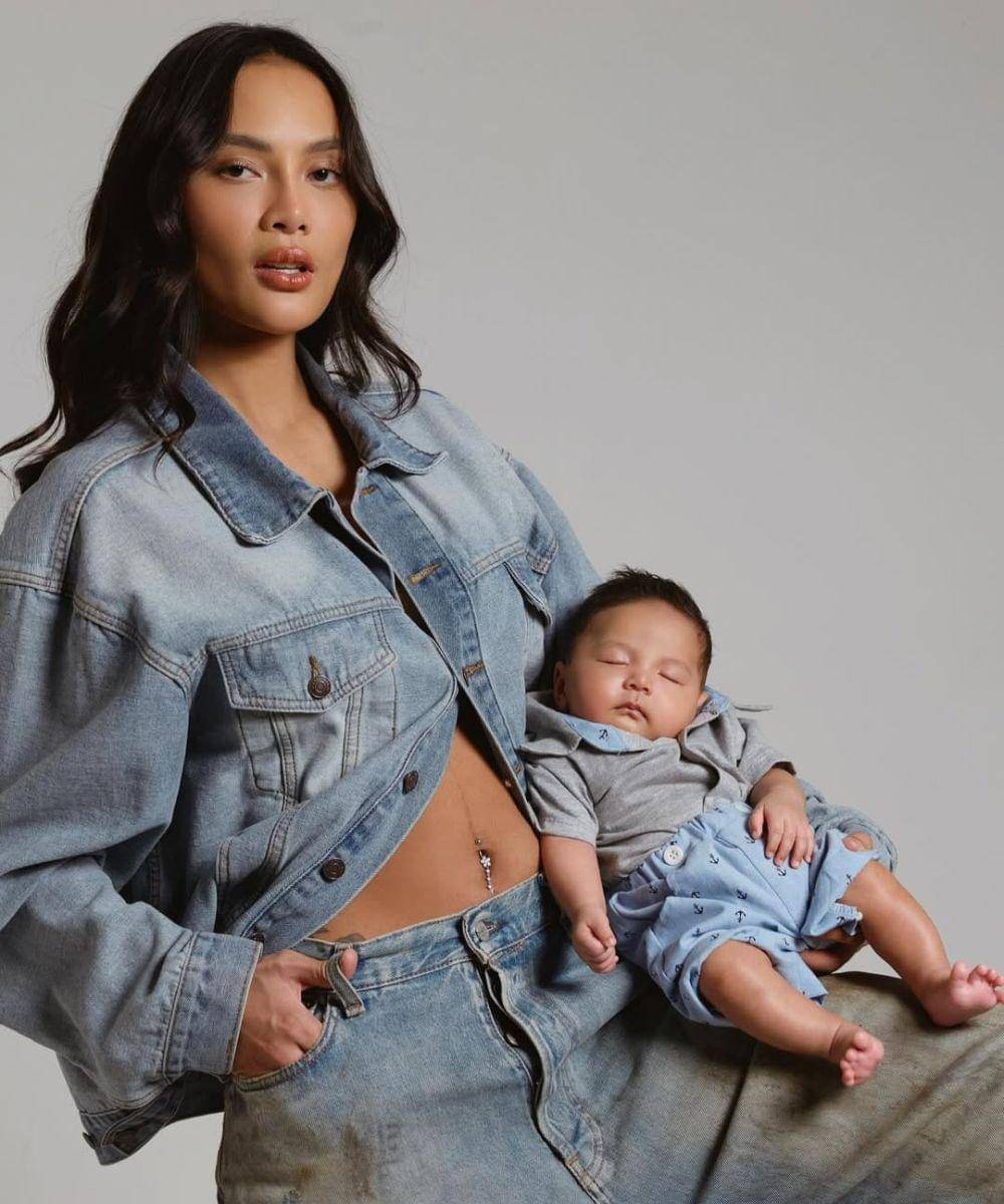 erika carlina pasca melahirkan