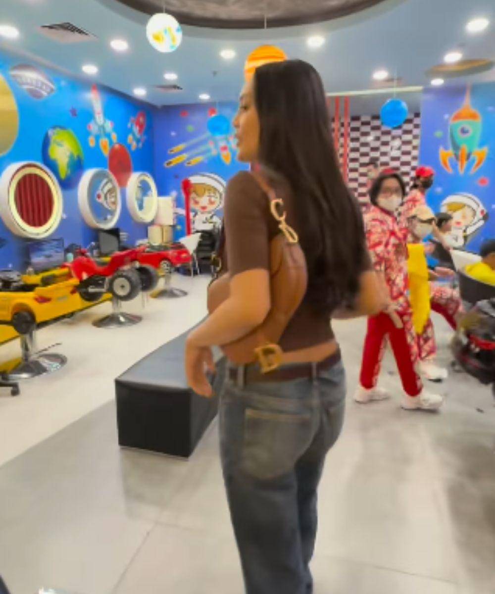 erika carlina pasca melahirkan