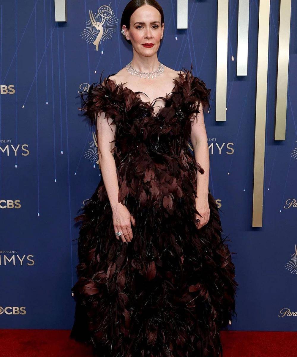 6 Penampilan Para Artis di Emmy Awards 2025, Dianggap Aneh tapi Ikonik (3).jpg