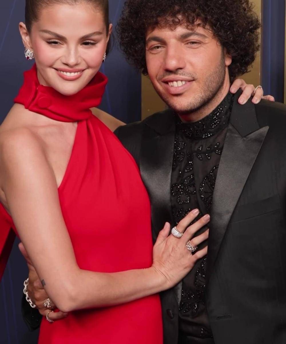 Gaya Makeup & Rambut Para Artis di Emmy Awards 2025, Bikin Terpukau! (2).jpg