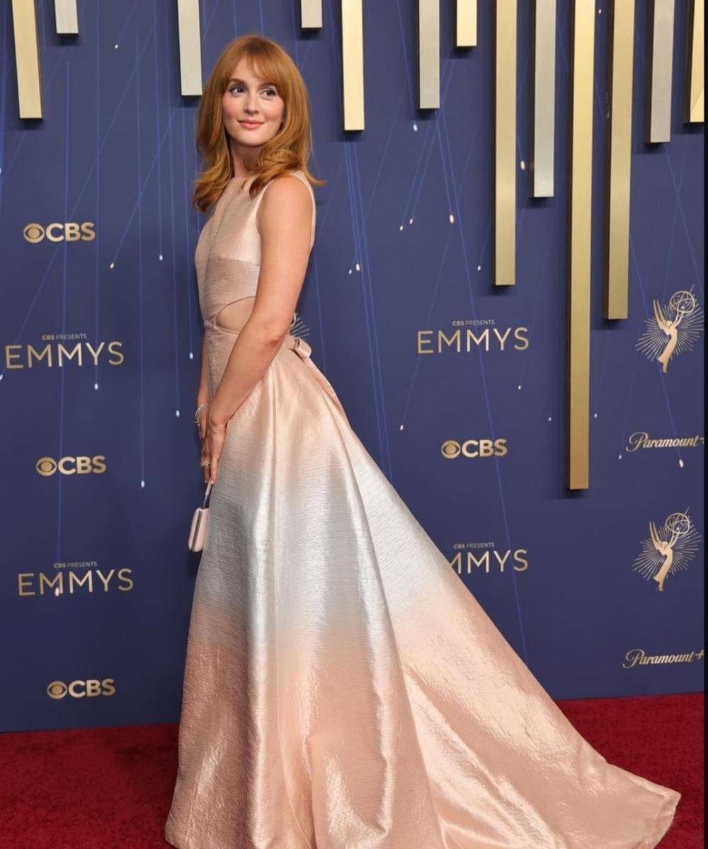 Gaya Makeup & Rambut Para Artis di Emmy Awards 2025, Bikin Terpukau! (3).jpg