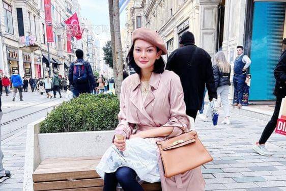 Profil dan Biodata Ulta Levenia, Apa Pekerjaannya?